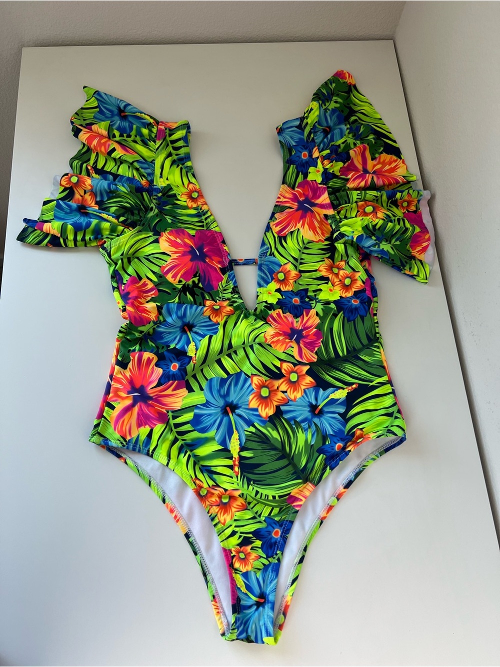 Neon‎ Hawaiian Floral Swimsuit Womens S Ruffle Plunge One Piece Rave Beach Y2K